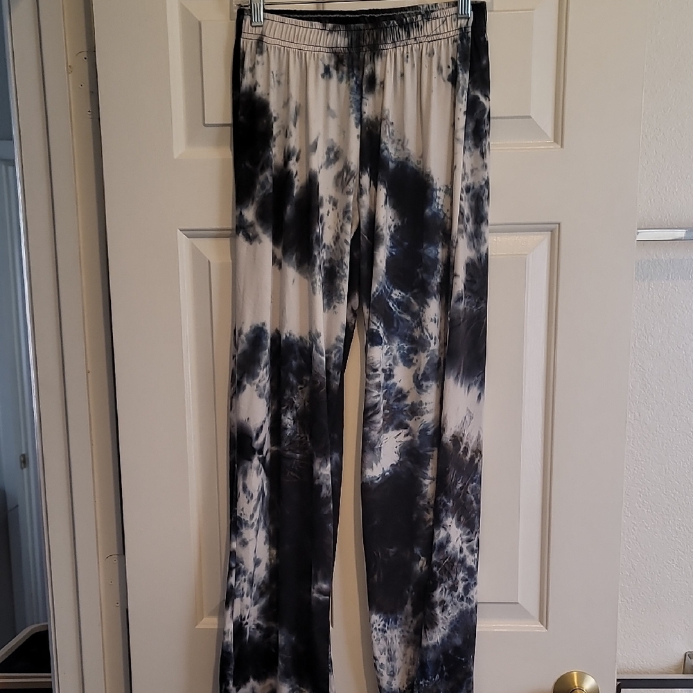 Super Soft! Tie-Dye Lounge Pants